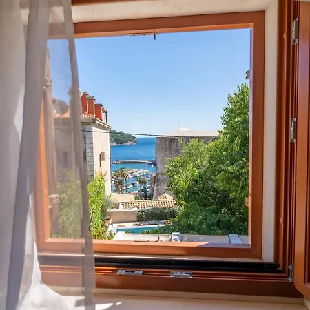 Revelin Old Town Villa